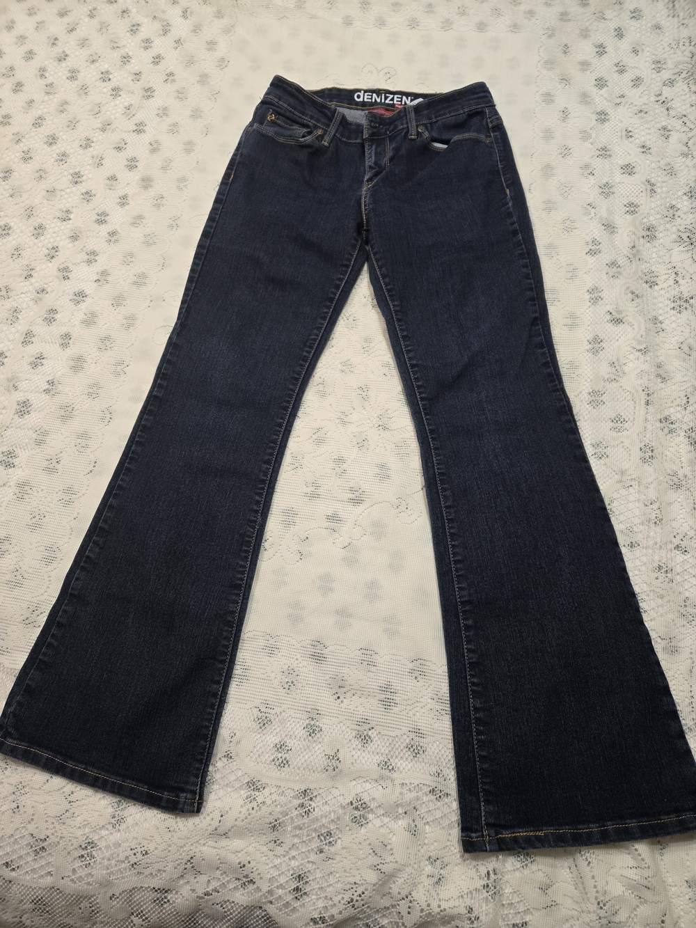 Denizen from Levi's Women's Dark Blue Bootcut Jeans Sz 2